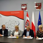 Podpisanie umowy na remont zaplecza sportowego w ZSZ im. J. Ruszkowskiego
