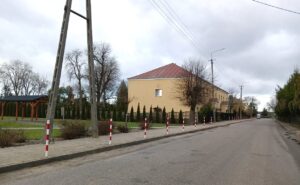 Remont chodnika przy ul. Szkolnej w Winnicy zakończony