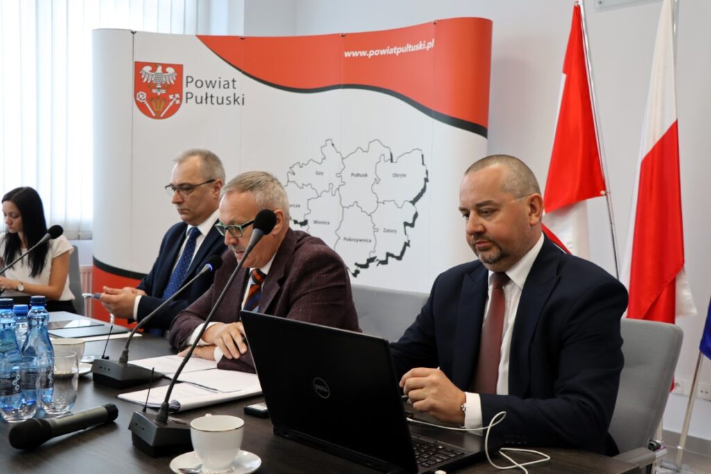 I sesja Rady Powiatu w Pułtusku VII kadencji