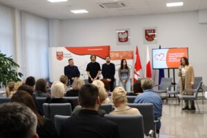 Dorastanie bez przemocy – konferencja Fundacji Promocji Kultury i Edukacji „ART-HEART”