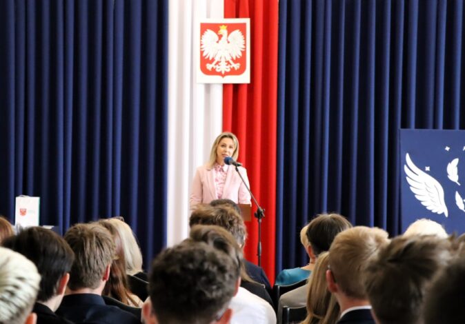 Absolwenci szkół ponadpodstawowych Powiatu Pułtuskiego