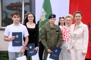 Zakończenie roku szkolnego w szkołach i placówkach oświatowych Powiatu Pułtuskiego