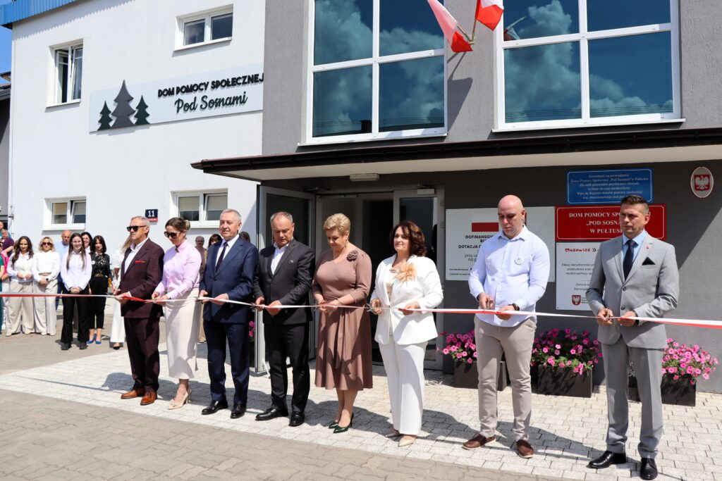 Dom Pomocy Społecznej „Pod Sosnami” w Pułtusku oficjalnie otwarty